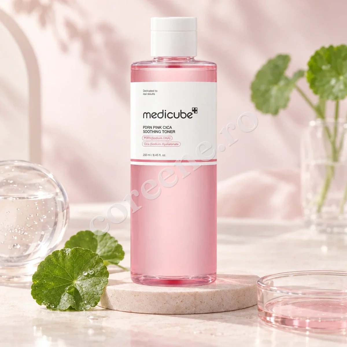 Medicube PDRN Pink Cica Soothing Toner, 250 ml – fotografia 1